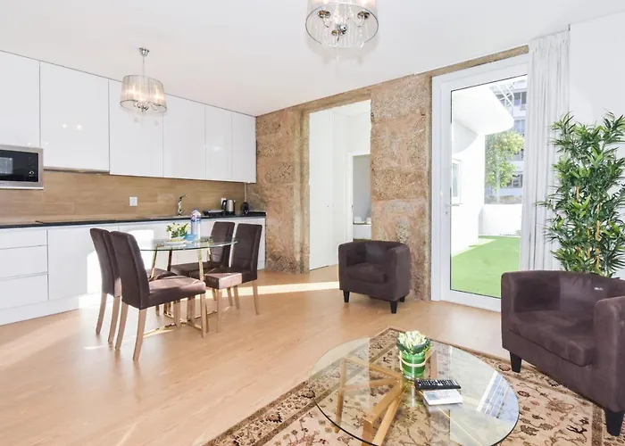 Fontinha Square By Hosts