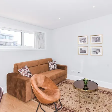 Fontinha Square By Hosts