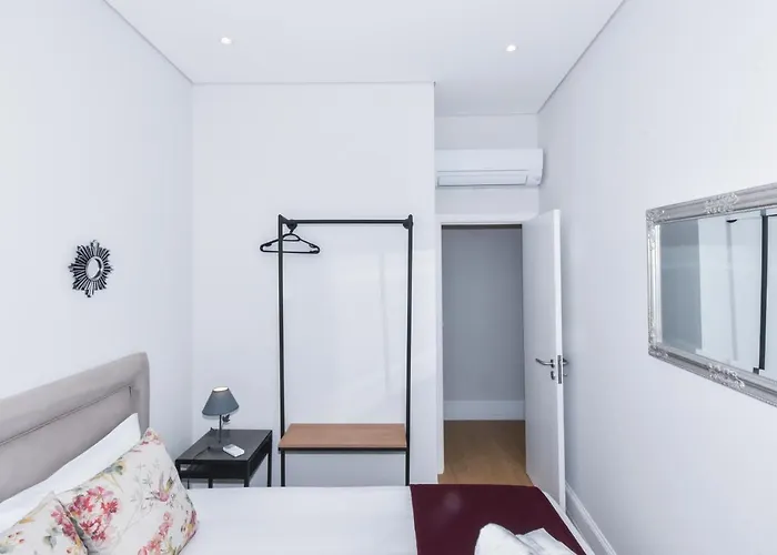 Fontinha Square By Hosts Porto