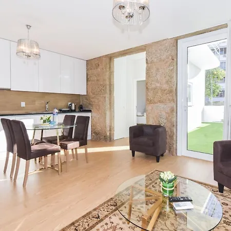 Fontinha Square By Hosts