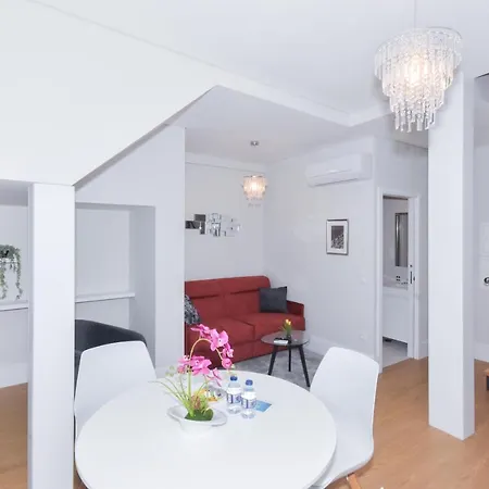 Fontinha Square By Hosts Apartment Porto