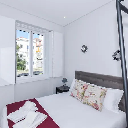 Fontinha Square By Hosts Apartment *