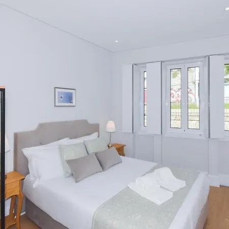 Apartment Fontinha Square By Hosts