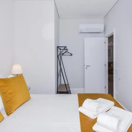 Apartment Fontinha Square By Hosts Porto